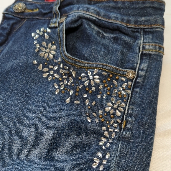 Elegant Blue Skinny Jeans with Crystal Accents - Picture 2 of 12